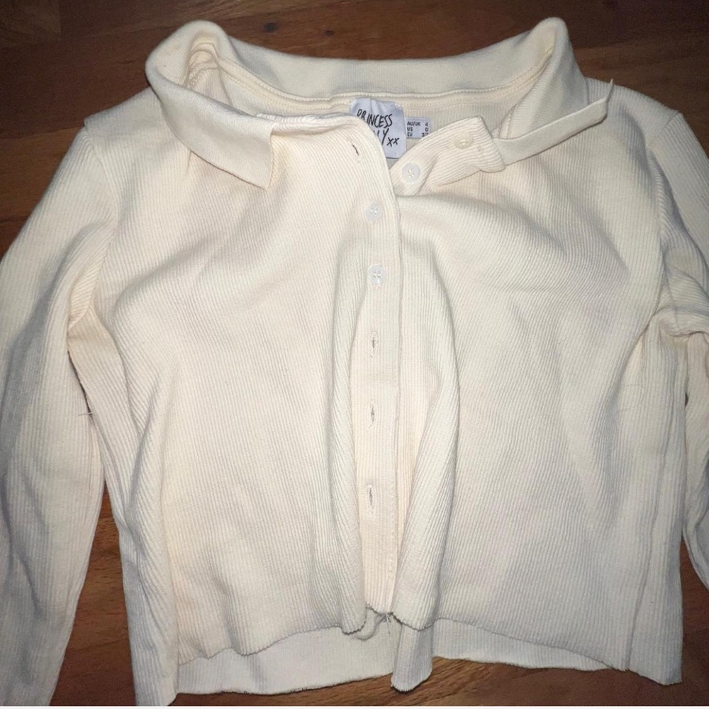 Princess Polly Collared button down - Picture 2 of 6